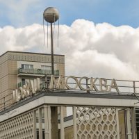 Cafe Moskau mit Sputnik Karl Marx Allee Berlin