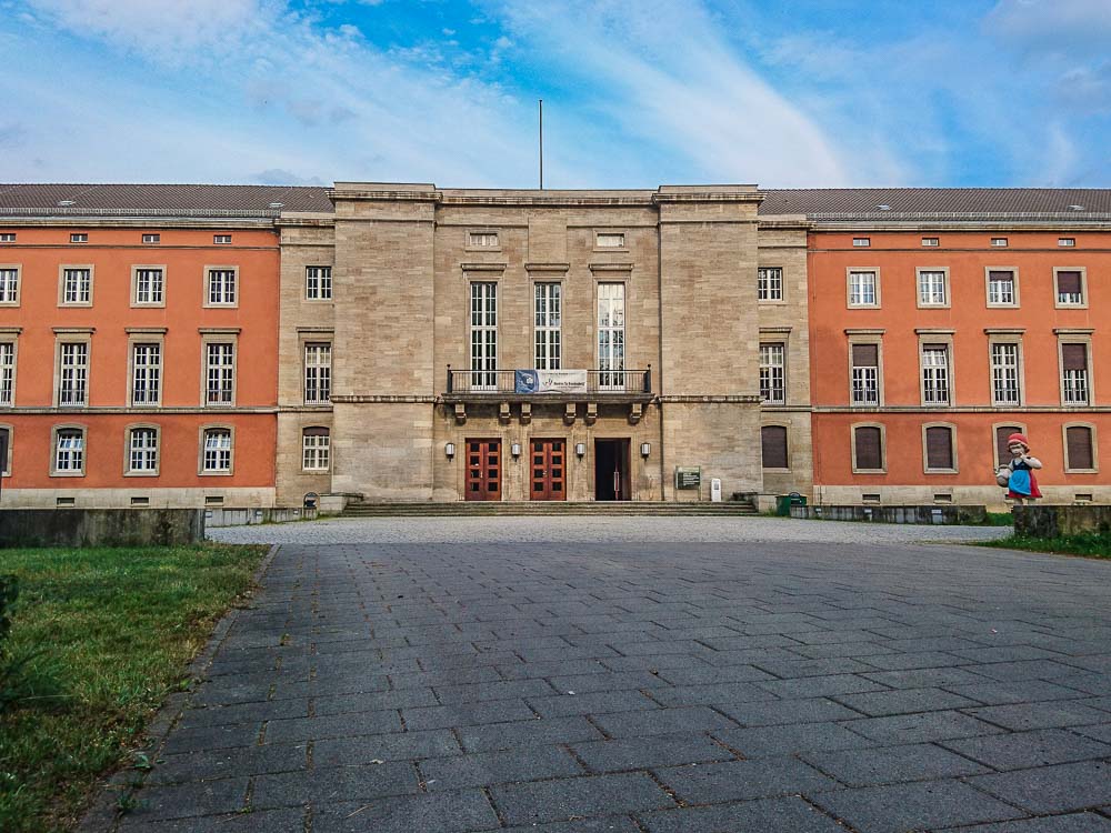 Universität Potsdam Griebnitzsee - zwischenzeitlich auch Sitz des Oberkommandos der sowjetischen Besatzungstruppen