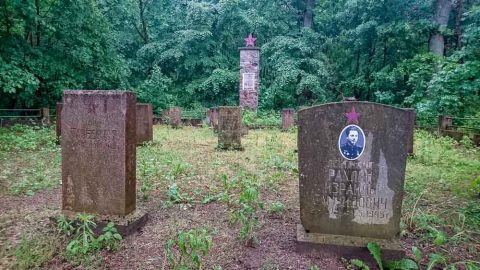 Sowjetischer Ehrenfriedhof Flecken Zechlin
