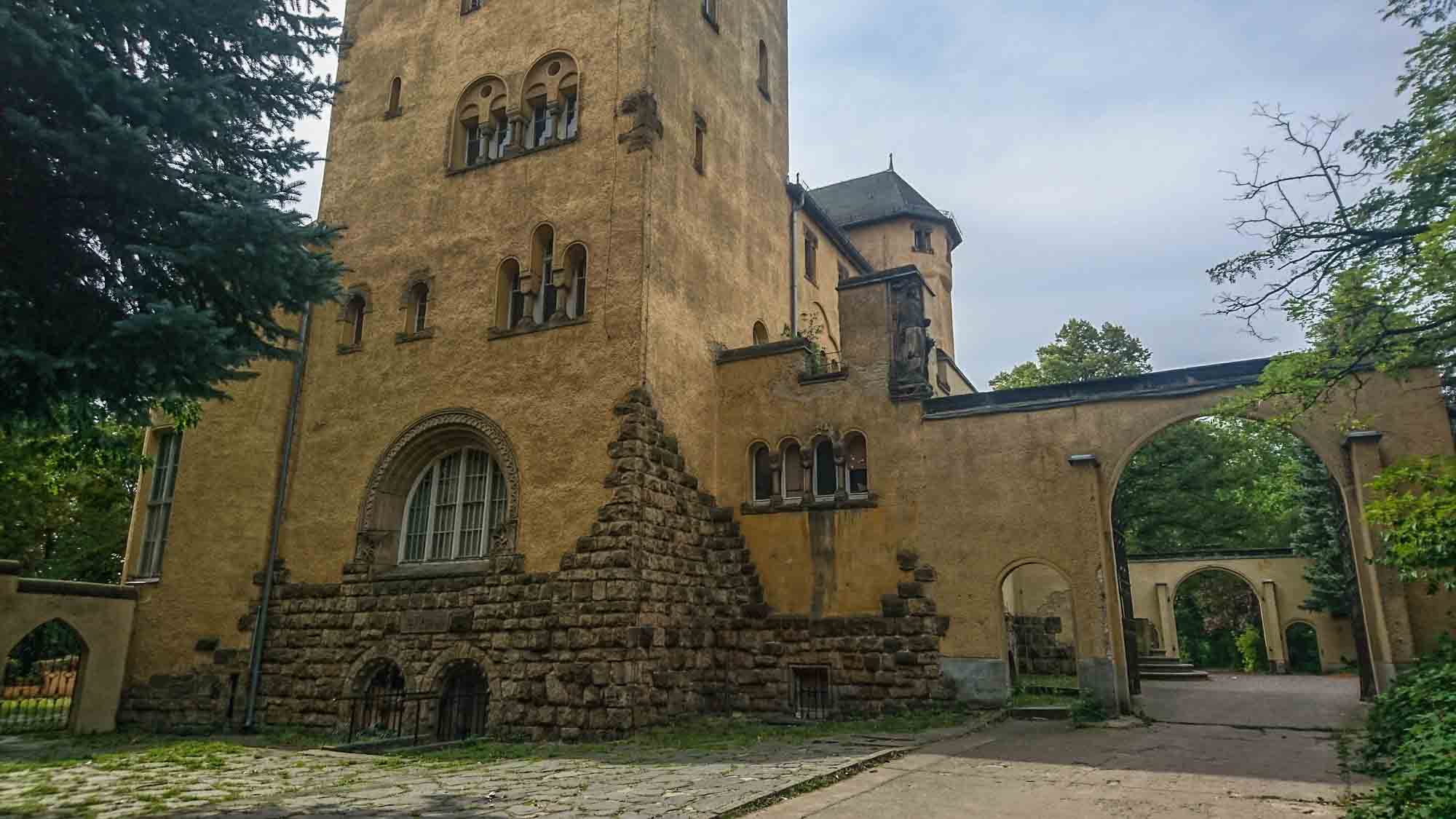 Portal Neue Hakeburg