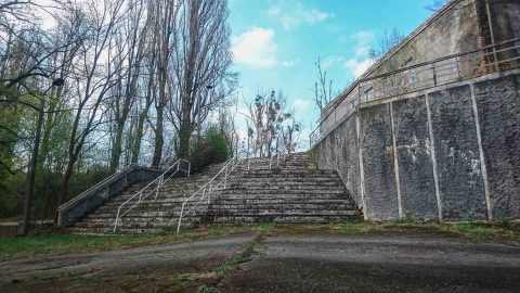 verlassene kaserne friedensstadt sowjetische garnison glau