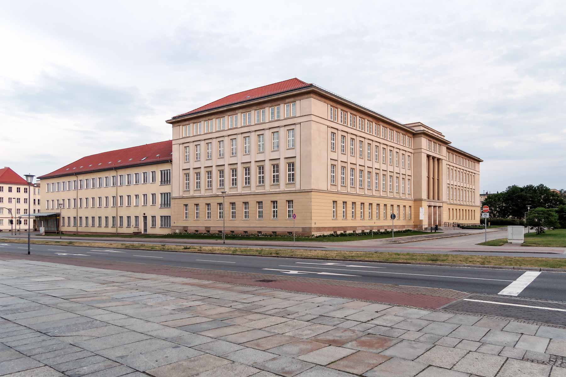 Rathaus Architektur Eisenhüttenstadt
