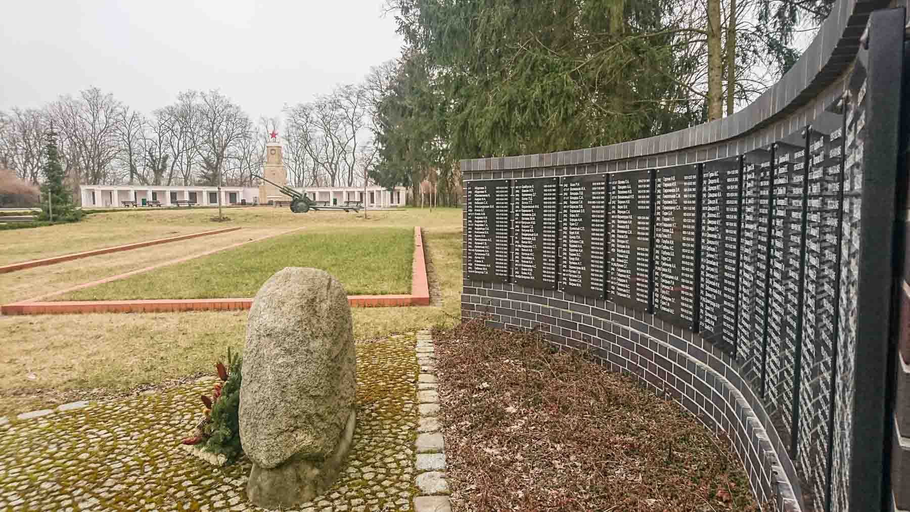 Russische Kriegsgräberstätte Lebus
