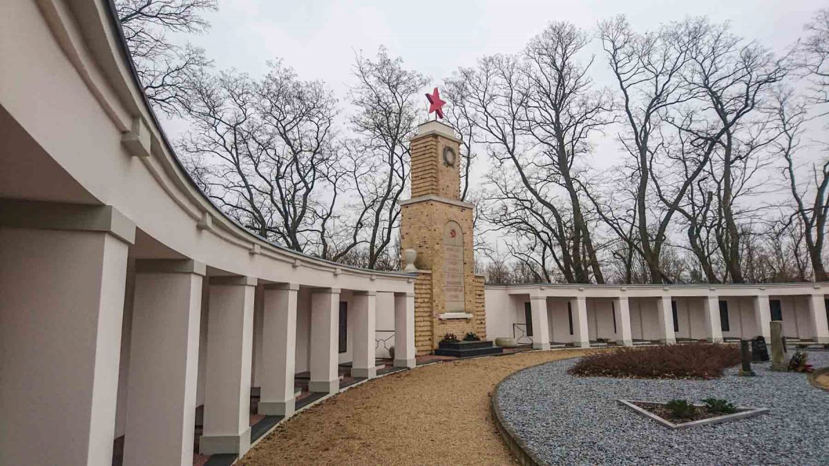 Sowjetisches Ehrenmal Kriegsgräberstätte Lebus