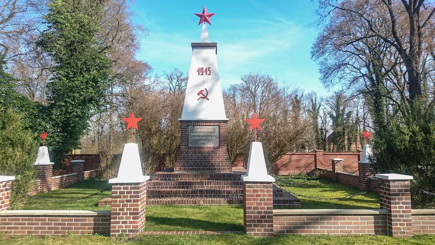 sowjetisches ehrenmal beeskow (landkreis oder-spree)